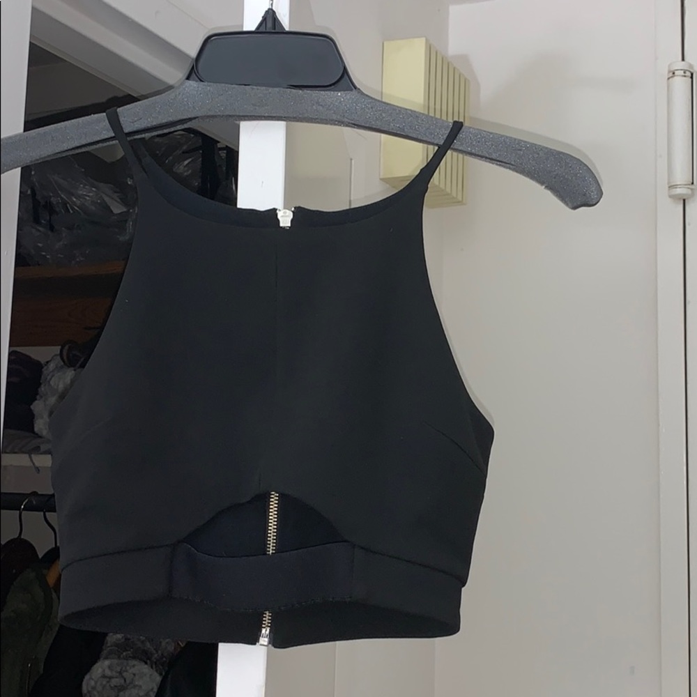 COMPLOT size S Crop top